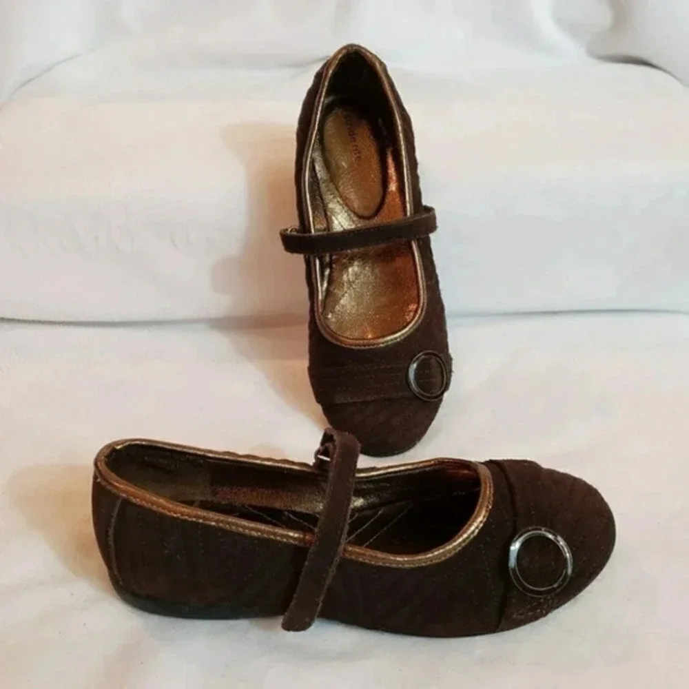 Vintage Stride Rite Darcy Girls 5W Brown Suede Maryjanes Retro Y2K Concert